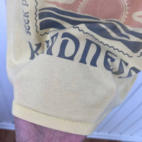 American Eagle Radiate Kindness Graphic Tee Yellow Cropped T-Shirt L - Picture 2 of 5